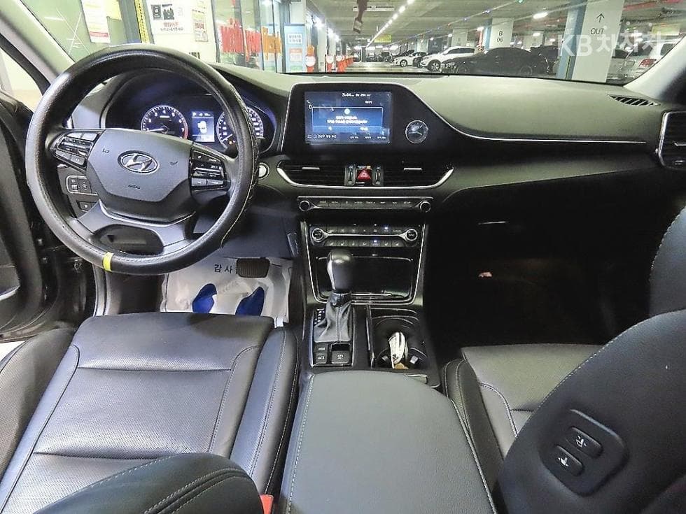 Hyundai Grandeur (Azera)IG3.0 Exclusive Standard - 10