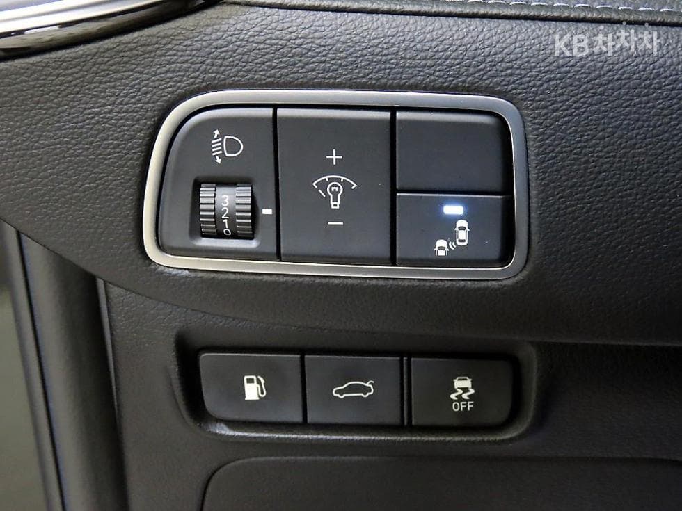 Hyundai Grandeur (Azera)IG3.0 Exclusive Standard - 13