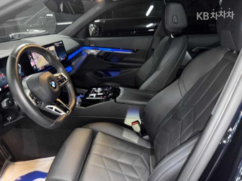 BMW New5 Series(G60)520i Standard - 6