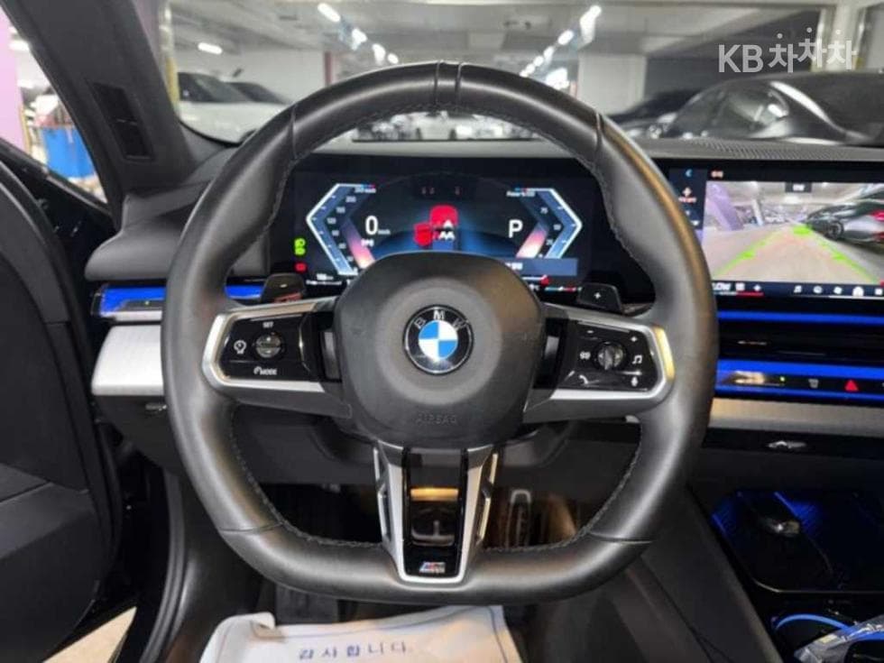 BMW New5 Series(G60)520i Standard - 8