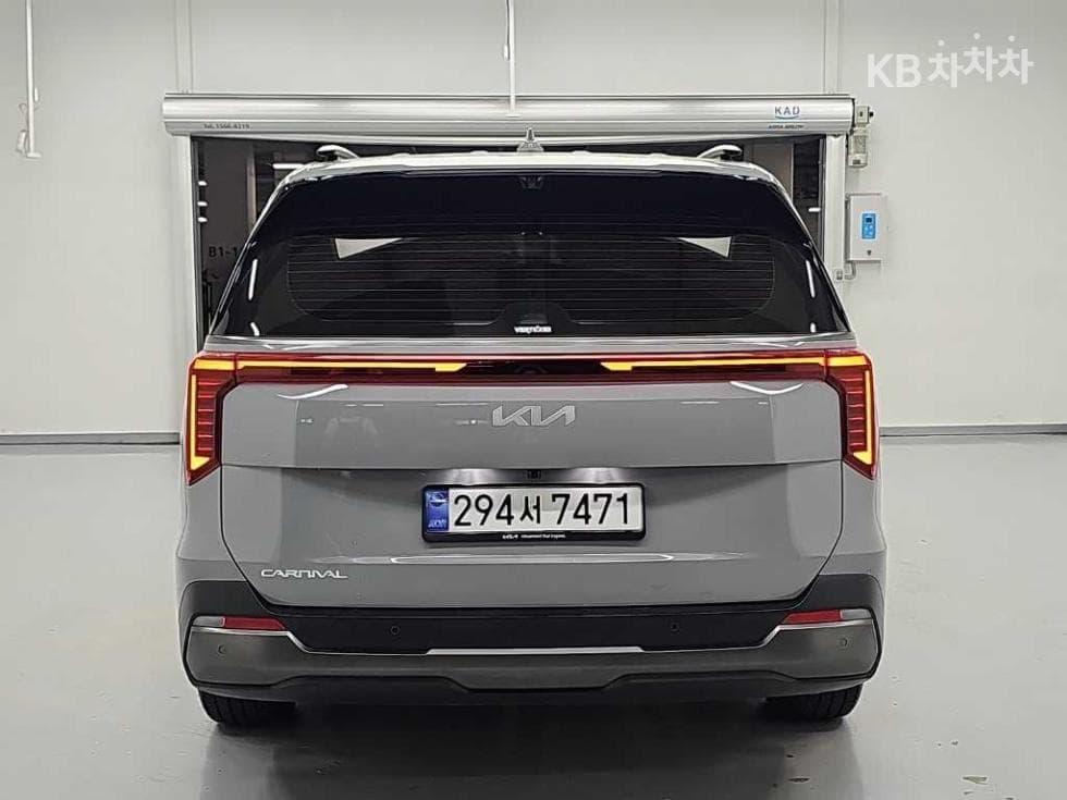 Kia The New (facelift) Carnival 4th generationG3.5 GDI 7-seater (Limousine) Gravity - 3