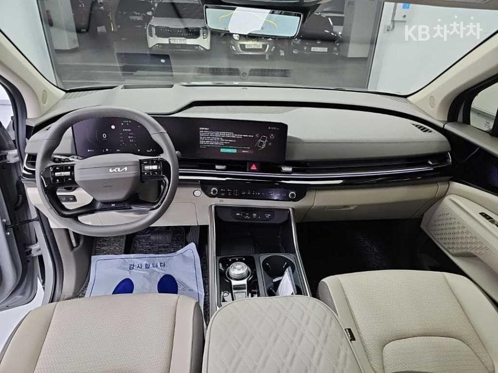 Kia The New (facelift) Carnival 4th generationG3.5 GDI 7-seater (Limousine) Gravity - 7