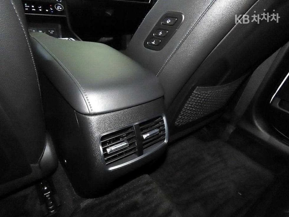 Hyundai Sonata The Edge (Sonata facelift)(DN8)1.6 Turbo Exclusive - 17