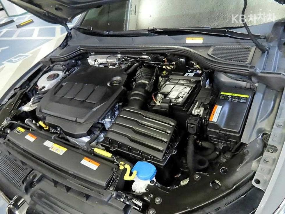 Volkswagen The Golf 8(MK8)2.0 Турбо Дизел Инжекция Premium - 19