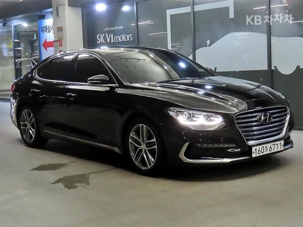 Hyundai Grandeur (Azera)IG 2.4 Premium Standard - Image 1