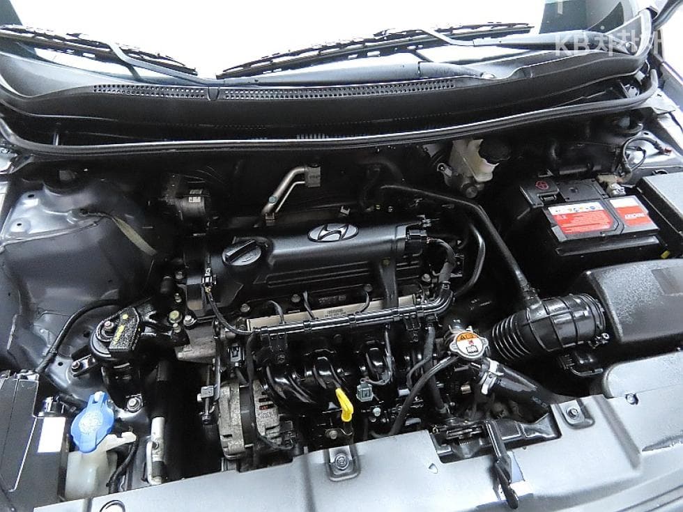 Хюндай Акцент(신형)1.4 VVT Modern - 7