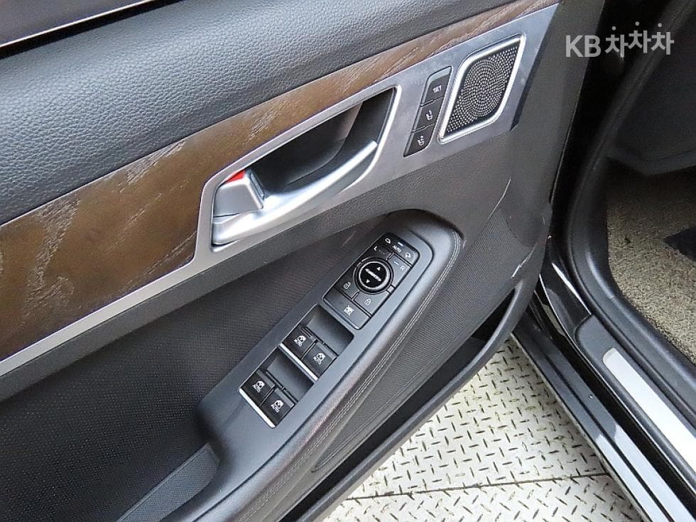 Дженезис G803.8 GDI AWD Престиж - 13