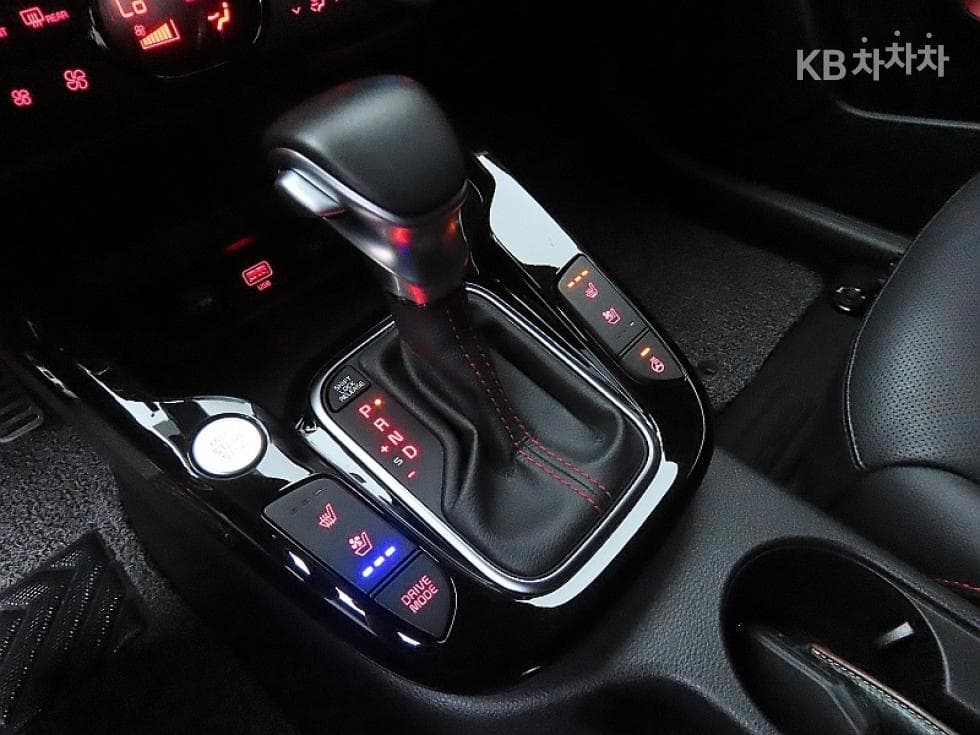 Киа Soul 부스터1.6 T-GDI Noblesse Специал (специален признак/издание) - 9