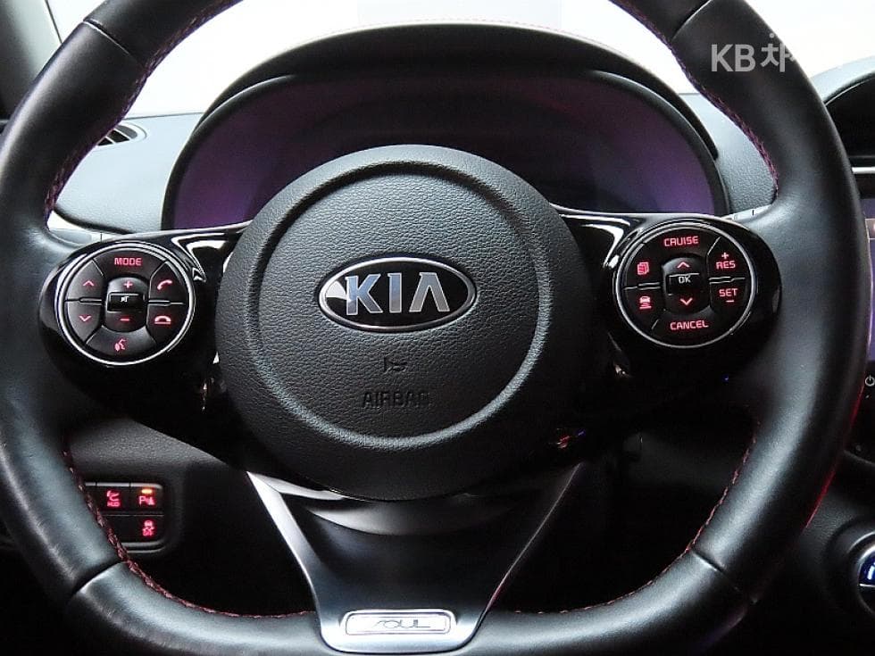 Киа Soul 부스터1.6 T-GDI Noblesse Специал (специален признак/издание) - 17