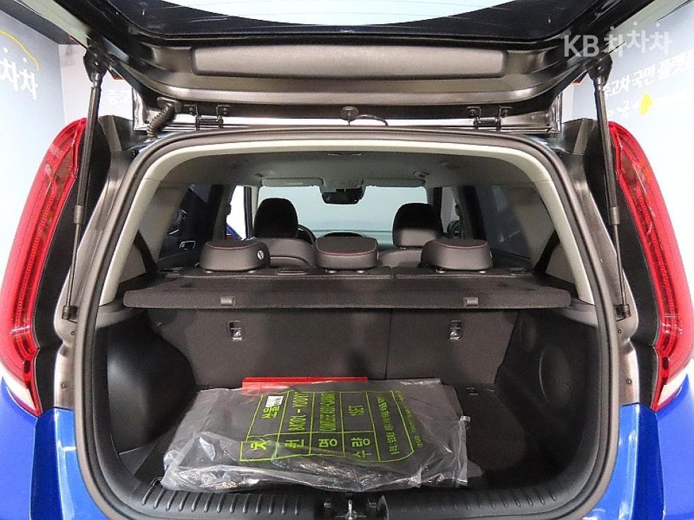 Киа Soul 부스터1.6 T-GDI Noblesse Специал (специален признак/издание) - 19