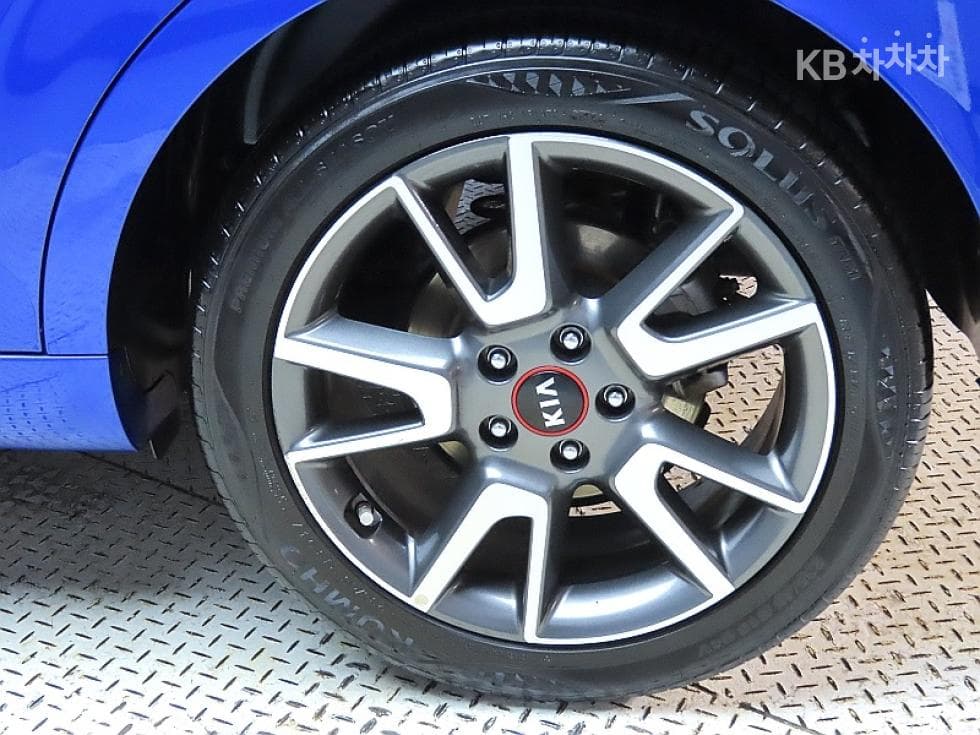 Киа Soul 부스터1.6 T-GDI Noblesse Специал (специален признак/издание) - 20