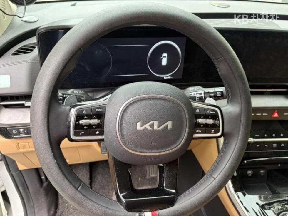 Kia Carnival 4th generationG3.5 GDI 9-seater Signature - 13