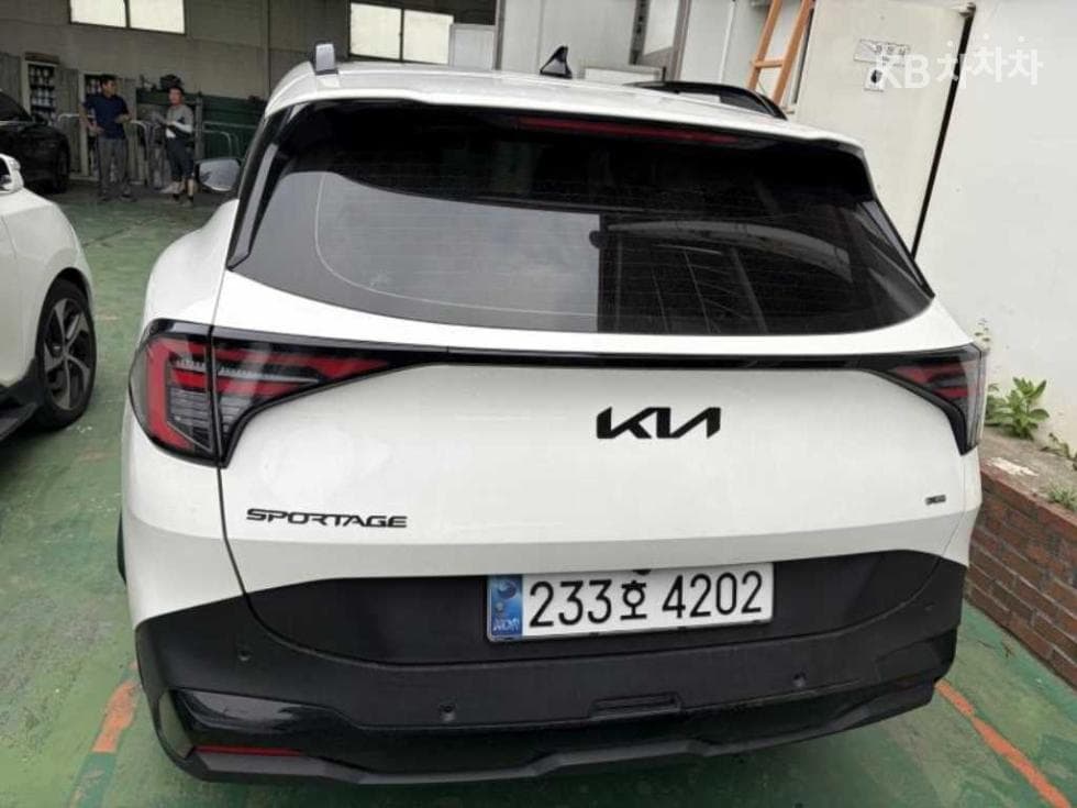 Kia The New (facelift) Sportage Hybrid1.6 Turbo HEV 2WD X-Line - 3