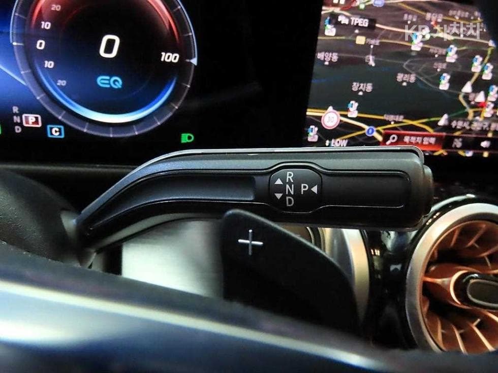 Mercedes-Benz EQB (X243)EQB 300 4Matic AMG Line - 12