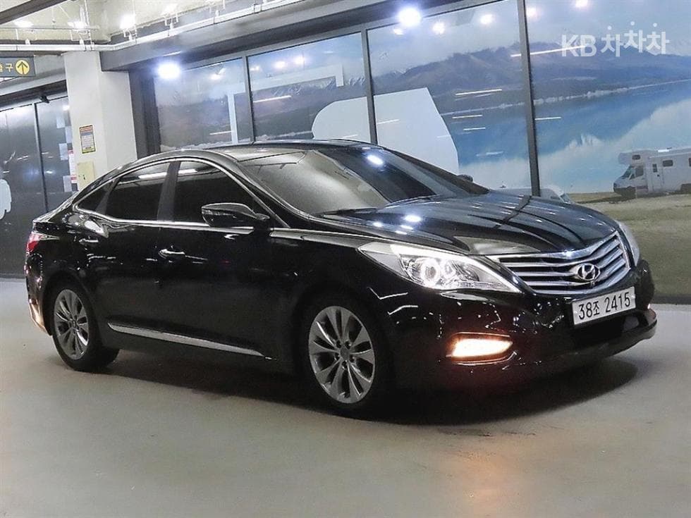 Hyundai Grandeur (Azera)HG HG240 Special (special feature/edition) - Image 1