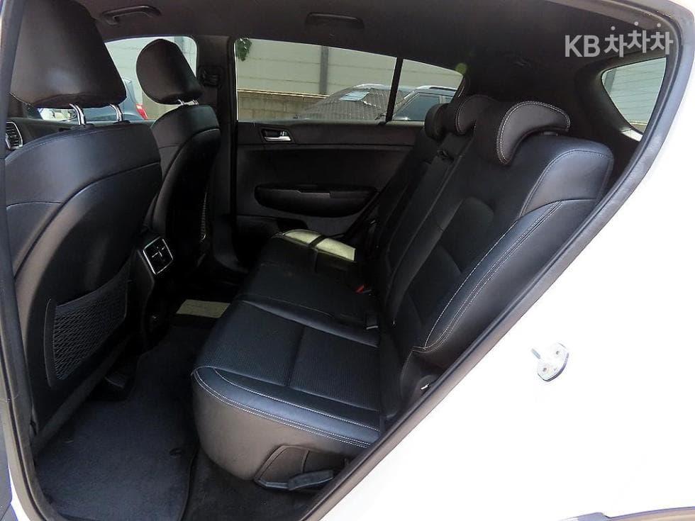 Киа Sportage 더 볼드2.0 Дизел 2WD Престиж - 6