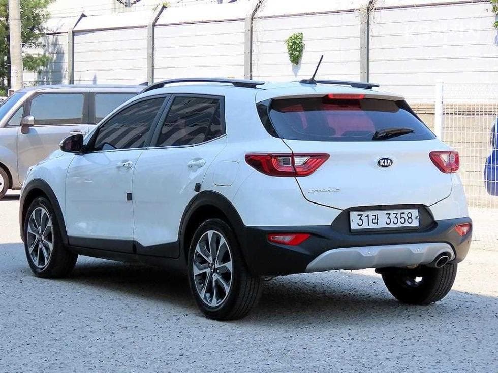 Киа StonicДизел 1.6 VGT Тренди - 3