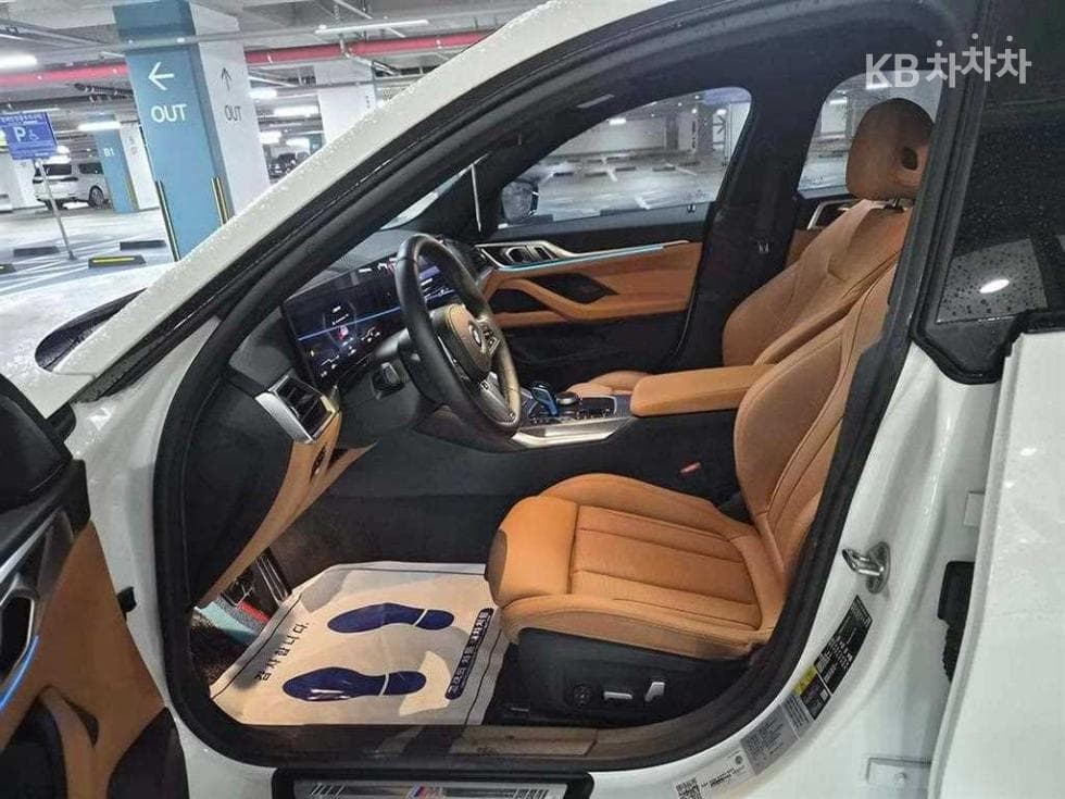 BMW i4eDrive40 M Sport Pro - 6