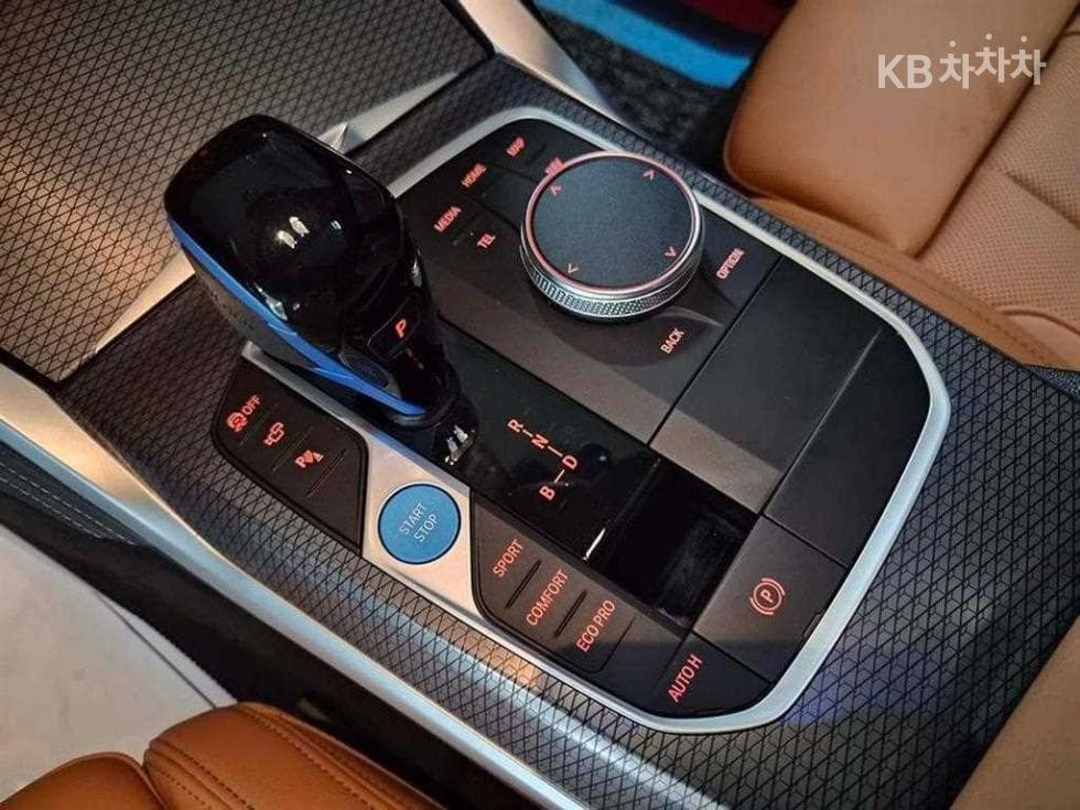 BMW i4eDrive40 M Sport Pro - 11