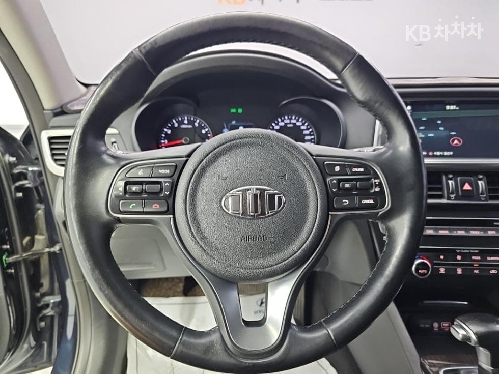 Kia K5 Second generation2.0 Gasoline MX Noblesse Special (special feature/edition) - 9