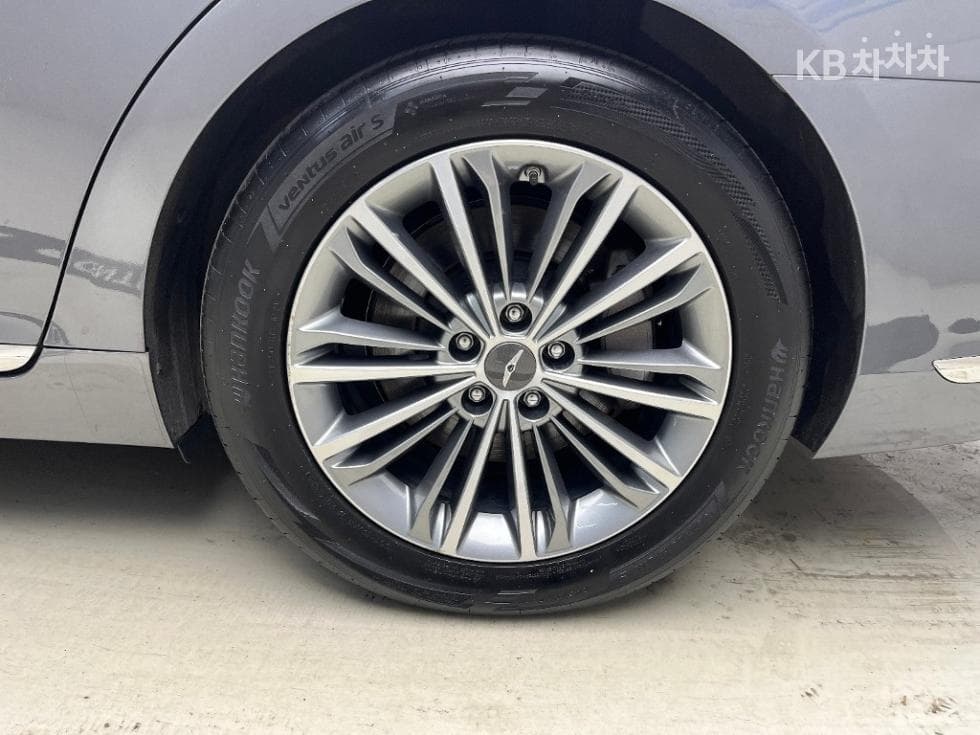 Дженезис EQ9003.8 GDI AWD Премиум Люкс - 16