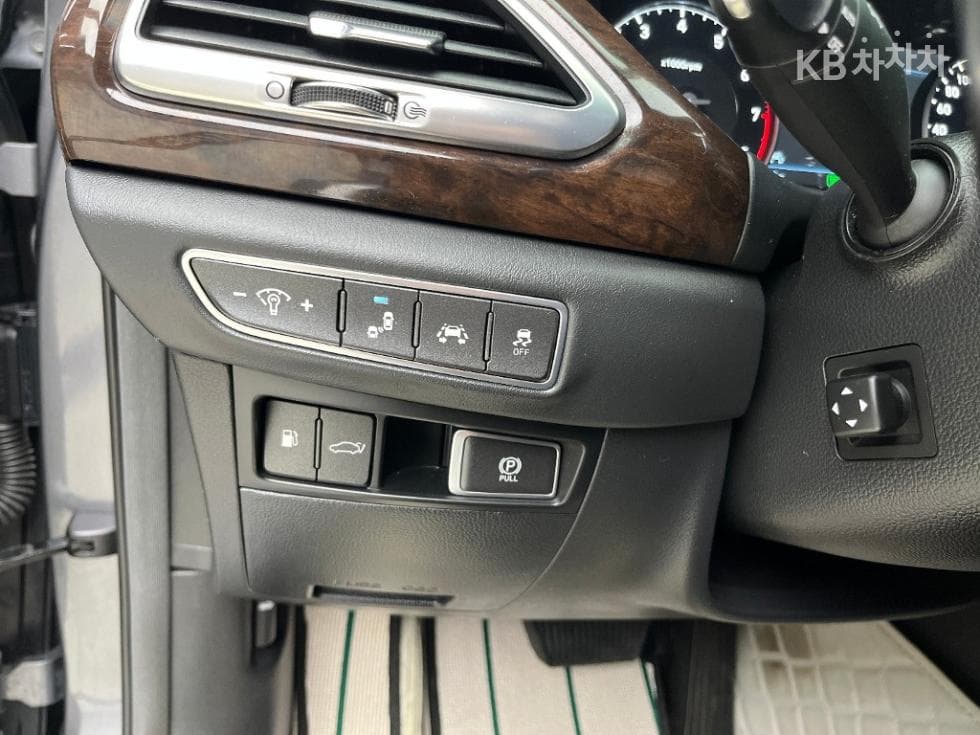 Дженезис EQ9003.8 GDI AWD Премиум Люкс - 19