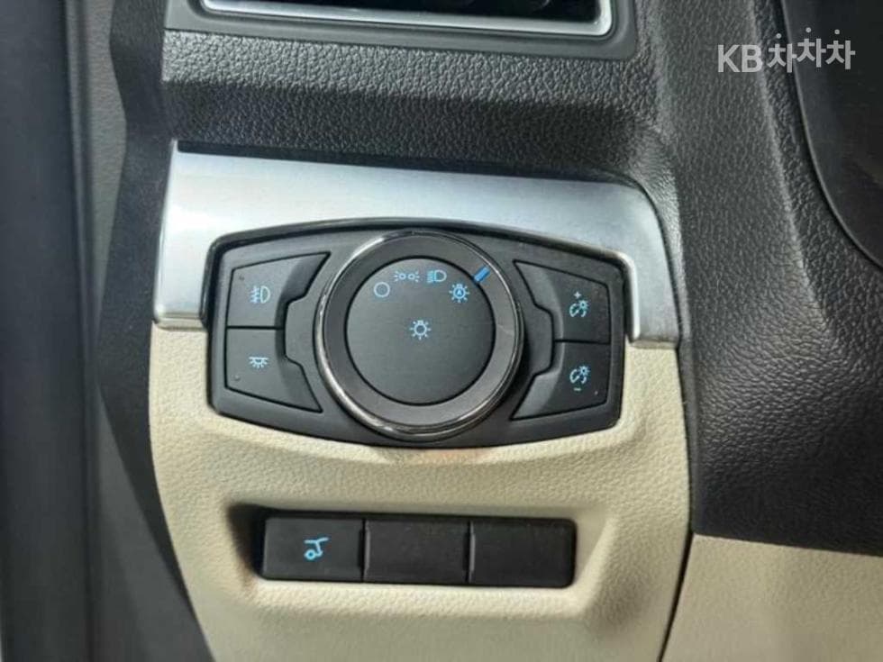 Форд Нов Експлорер2.3 EcoBoost 4x4 Limited - 13