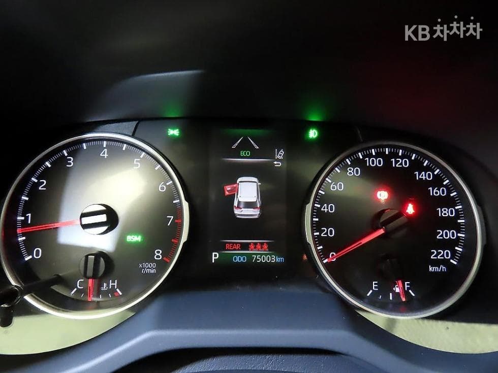 Toyota New RAV42.5 2WD Standard - 9
