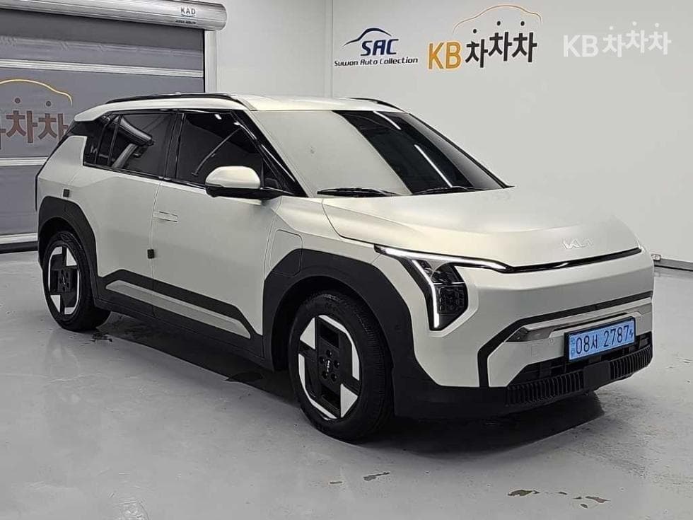 Kia EV3Long Range 2WD 어스 - 4