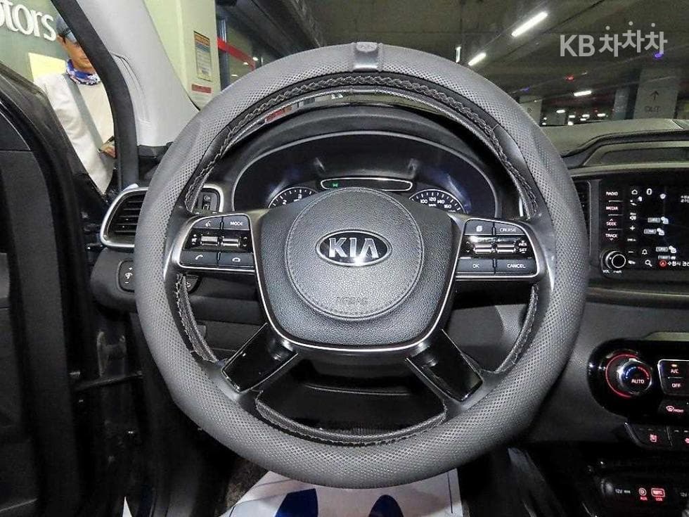 Kia The New (facelift) Sorento2.2 Diesel 4WD Noblesse - 8