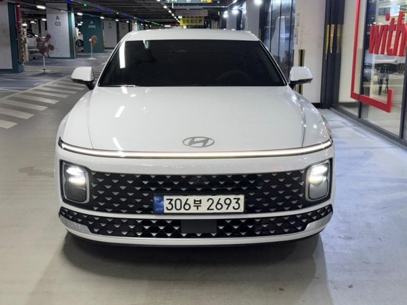 Hyundai The All New Grandeur (Azera) 2.5L gasoline 2WD Exclusive - Image 1