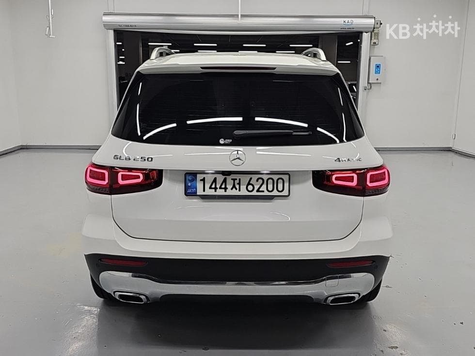 Mercedes-Benz GLB(X247)200 d - 3