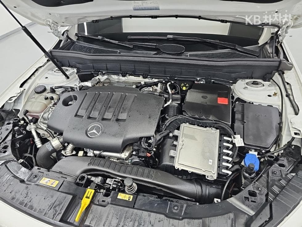 Mercedes-Benz GLB(X247)200 d - 5