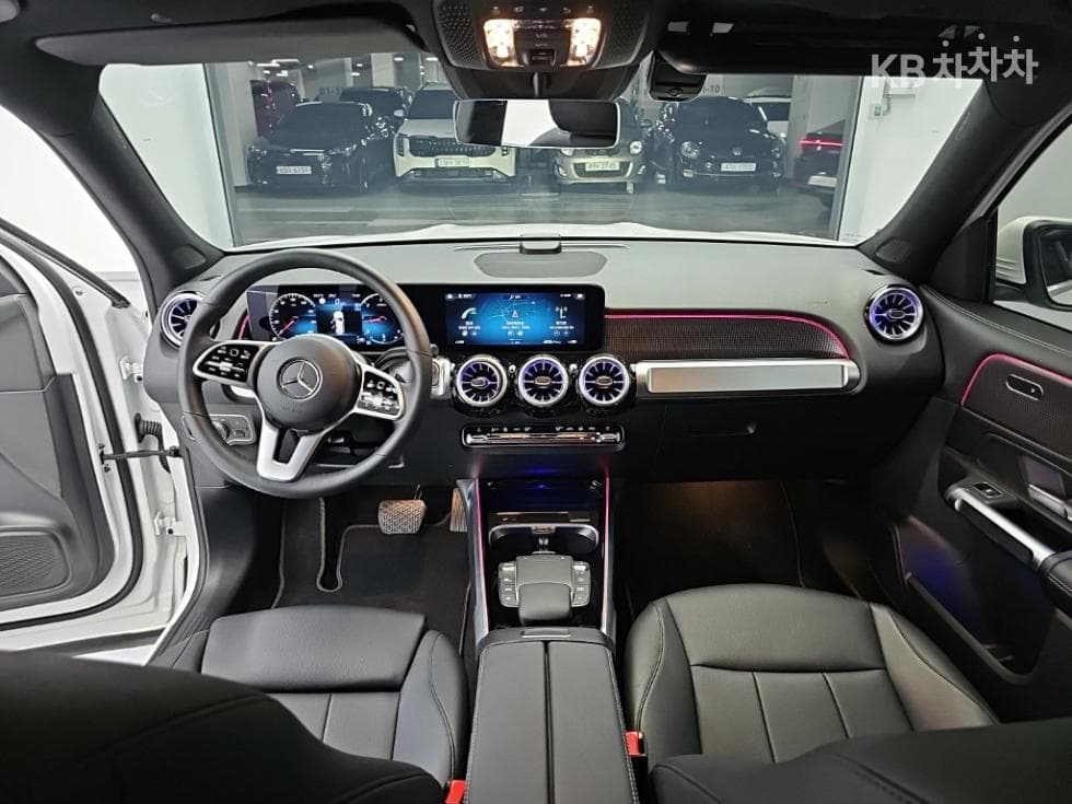Mercedes-Benz GLB(X247)200 d - 7