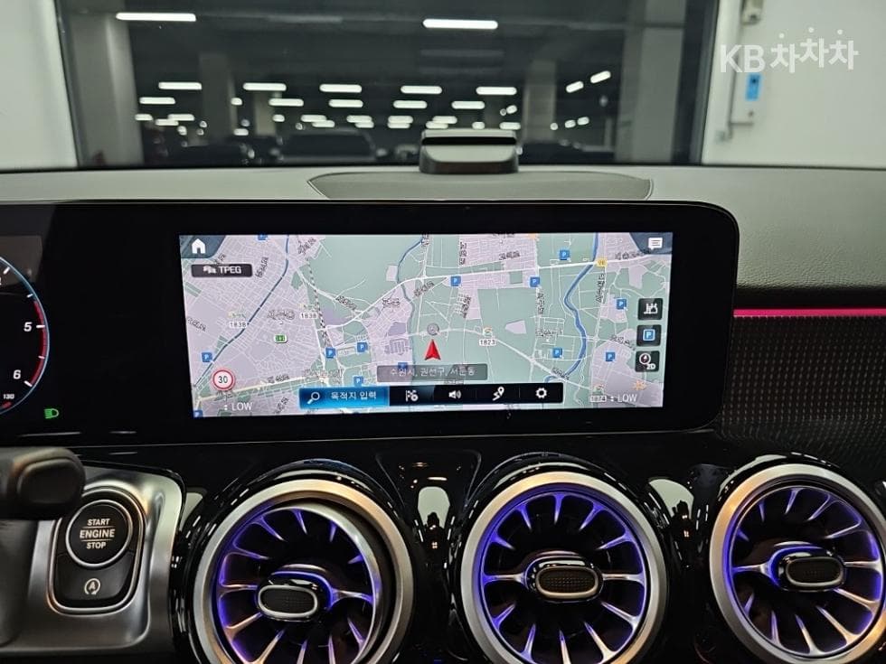 Mercedes-Benz GLB(X247)200 d - 14