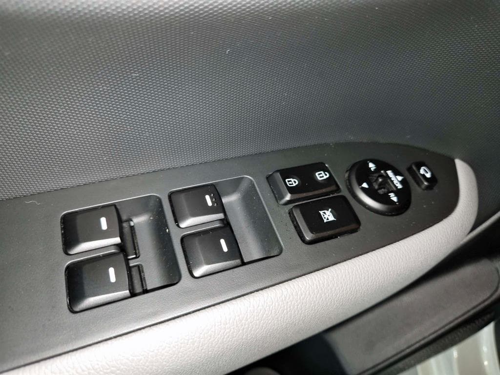 Kia The New (facelift) Kia Ray (van)1.0 Gasoline Prestige - 12