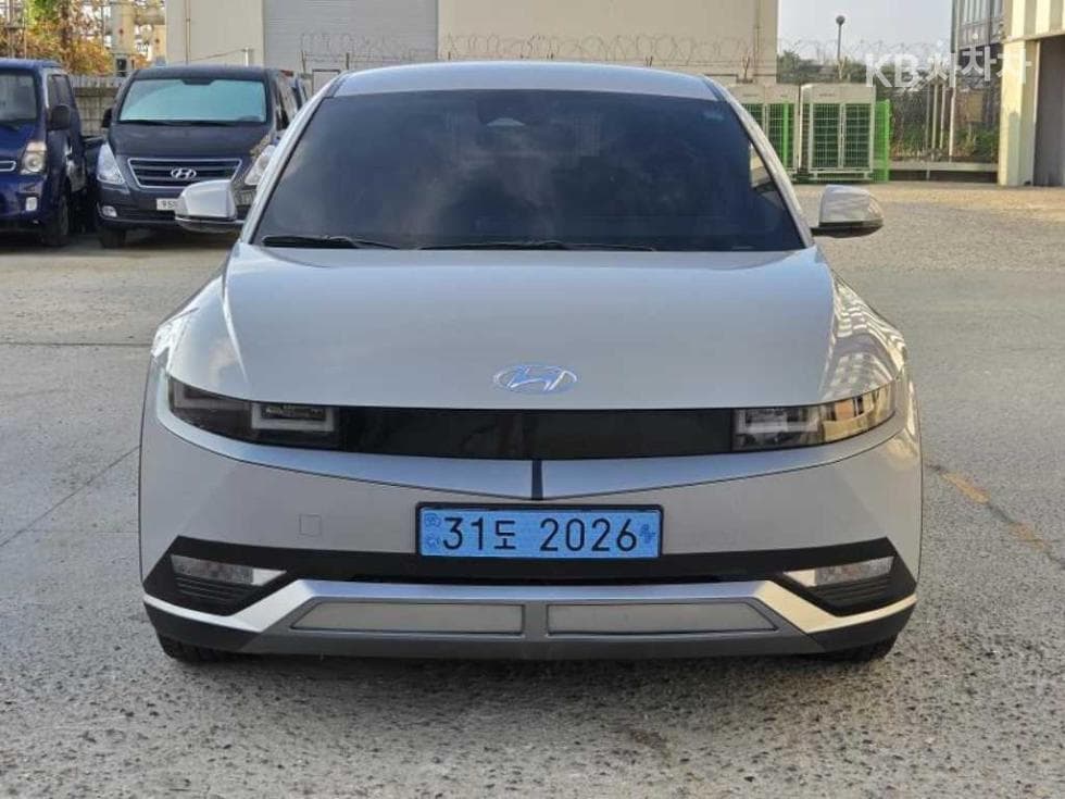Хюндай IONIQ 5 영업용 2WD Long Range - Image 1