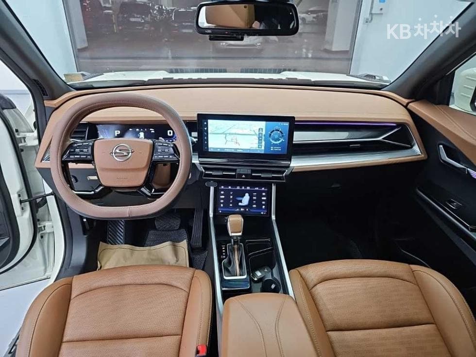 KG Mobility 토레스(J100)1.5 GDI Turbo AWD T5 - 7