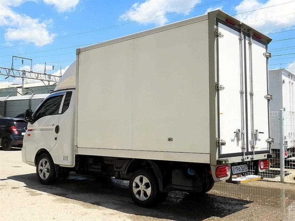 Hyundai Porter 2Extra Long Box Truck Super Cab SUP - 3