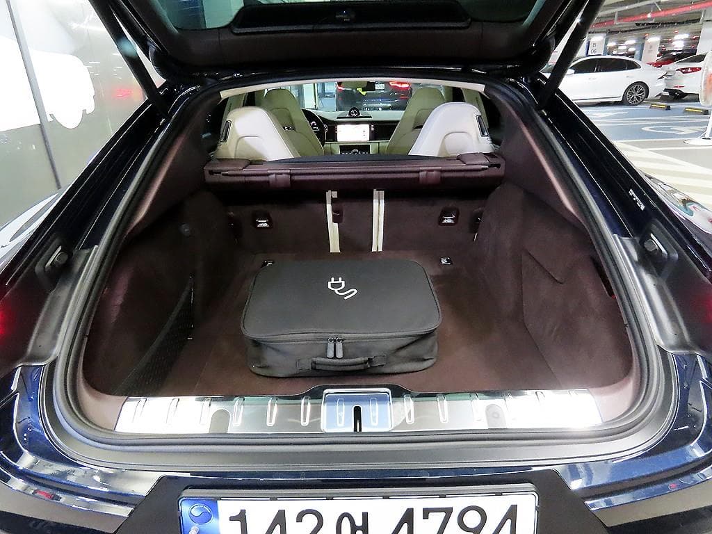 Porsche 파나메라 (971)2.9 4 E-Hybrid Platinum Edition - 16