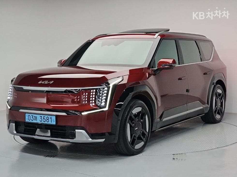 Kia EV9 AWD 어스 - Image 1