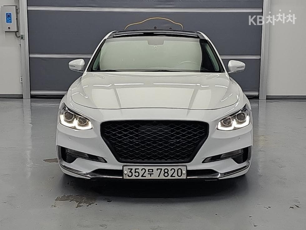 Hyundai Grandeur (Azera)IGRental car 3.0 LPi Modern Standard - 2