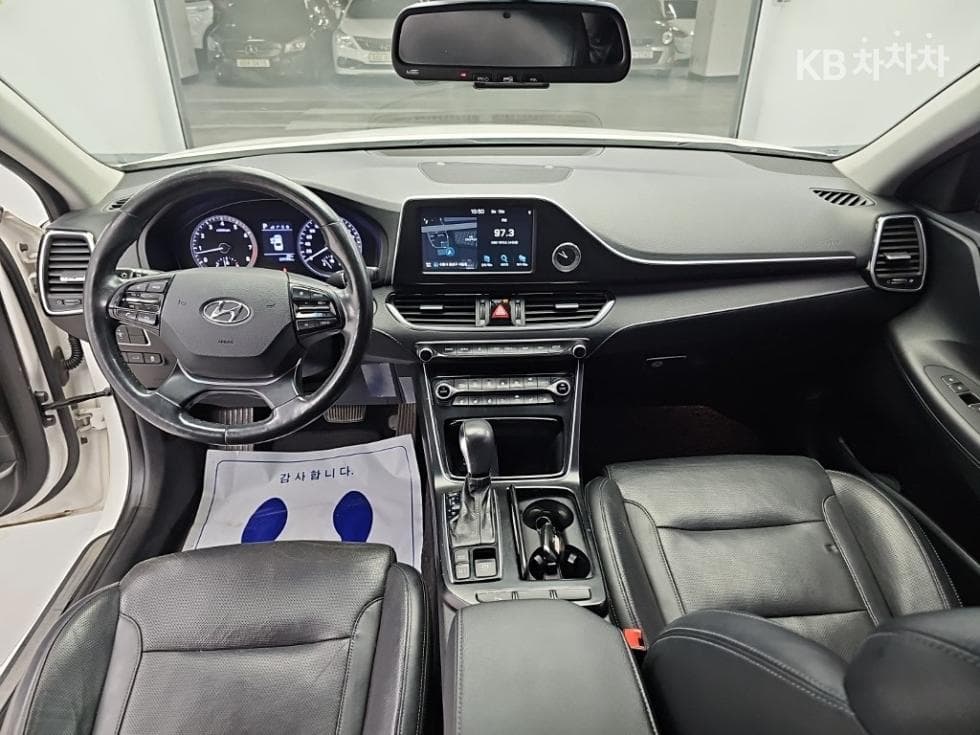 Hyundai Grandeur (Azera)IGRental car 3.0 LPi Modern Standard - 7
