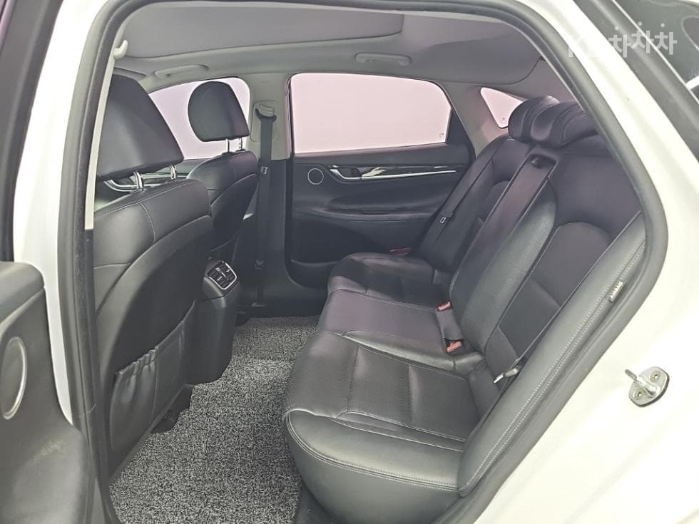 Hyundai Grandeur (Azera)IGRental car 3.0 LPi Modern Standard - 12