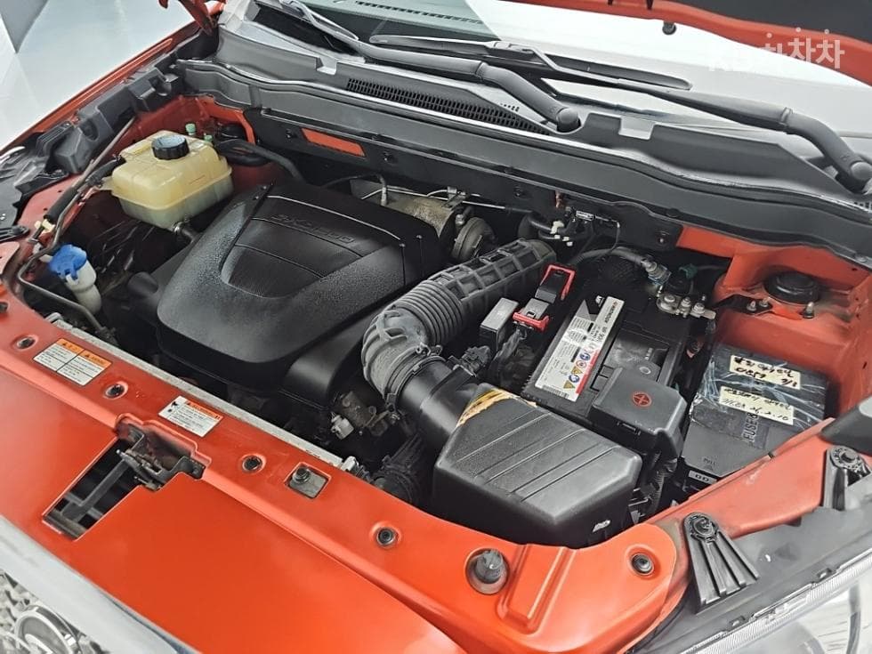 KG Mobility 코란도C클러비 4WD 파크 - 5