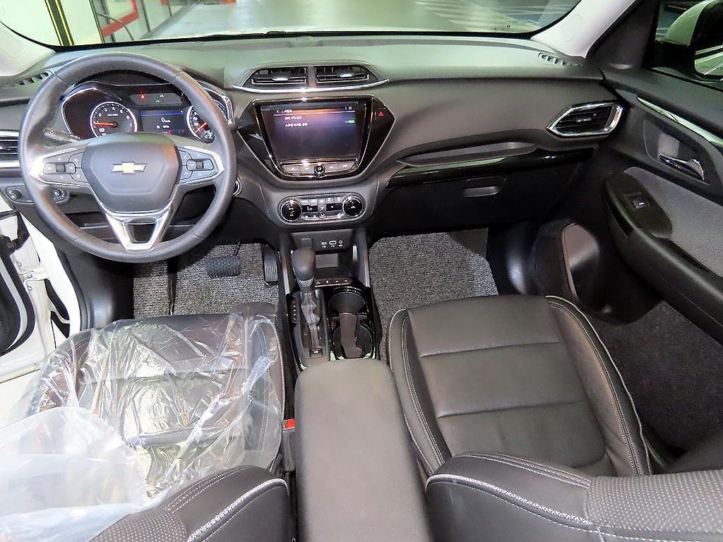 GM Korea Trailblazer1.35 Gasoline 2WD Premier - 10