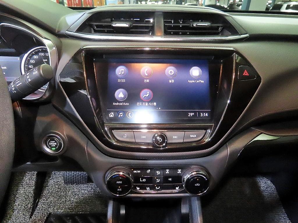 GM Korea Trailblazer1.35 Gasoline 2WD Premier - 11