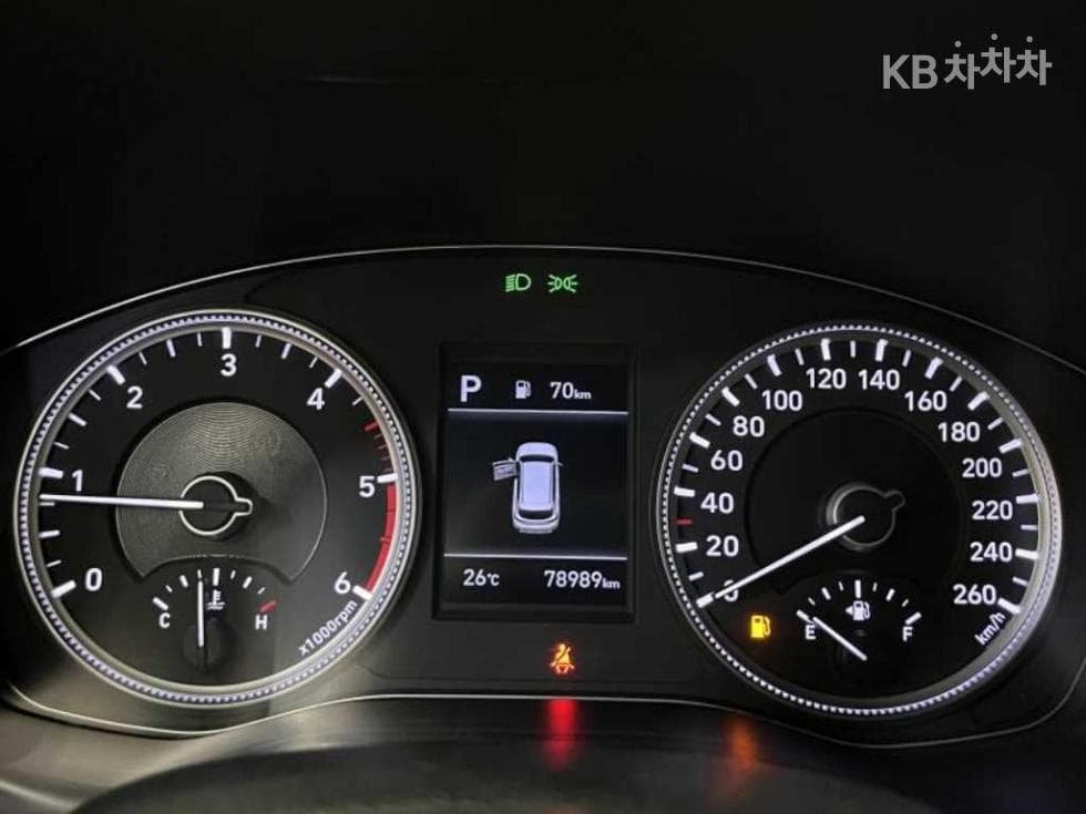 Хюндай Санта Фе TMДизел 2.0 2WD Exclusive - 17