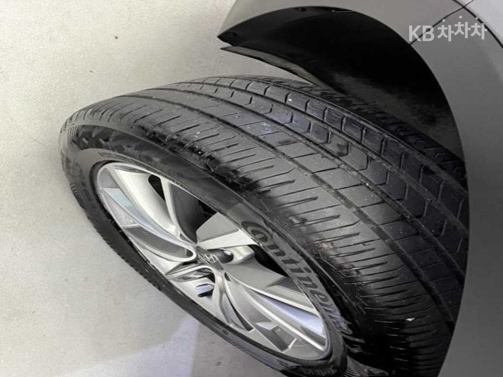 Хюндай Санта Фе TMДизел 2.0 2WD Exclusive - 18