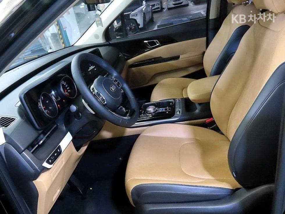 Киа Канивал 4-то поколениеD2.2 9-местен Noblesse - 6